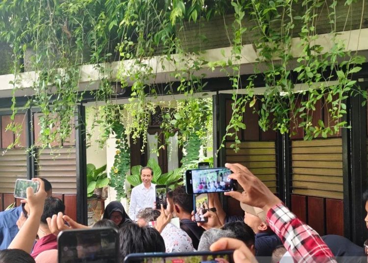 Satu Per Satu Mengaku Salah: Lima Tersangka Kasus Ijazah Datangi Jokowi untuk Minta Maaf