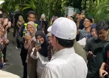 Tamu Anak Muda Tak Pernah Putus, Isyarat Generasi Muda Satu Barisan dengan Jokowi