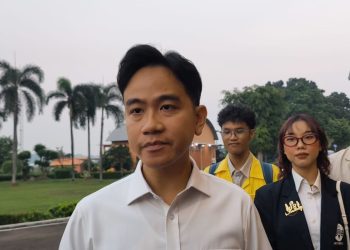 Kawal Program MBG, Wapres Gibran Awali Kunker Bareng Perwakilan Mahasiswa ke NTT Sampai Papua