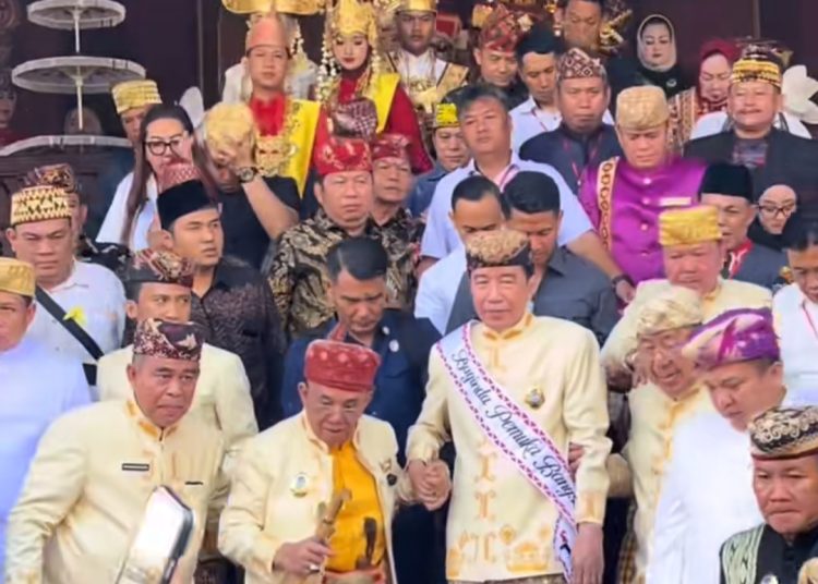 Menguji Konsistensi Demokrasi: Mengapa Ada Standar Ganda terhadap “Jokowi Effect”?