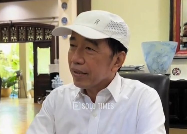 Jokowi Tantang Pembuktian: “Kalau Yakin Palsu, Masuk ke Pokok Perkara!”