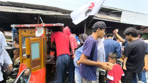 Sambut Jokowi di Bekasi, 300 Pedagang Turun Tangan Siapkan 8.000 Porsi Gratis