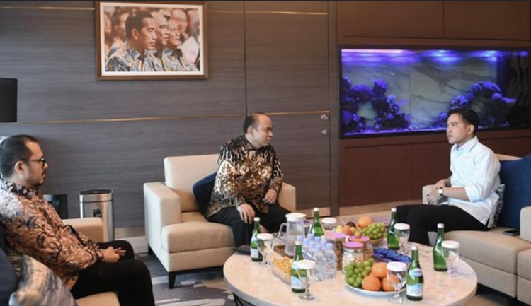 Budi Arie Sebut Gibran Mewarisi Kemampuan Jokowi, tapi Ada Perbedaan Mendasar