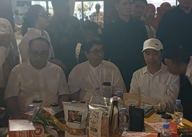 Jokowi Hadiri Konsolidasi Relawan di Solo, Budi Arie: Perkuat Kebersamaan dan Semangat Sumpah Pemuda